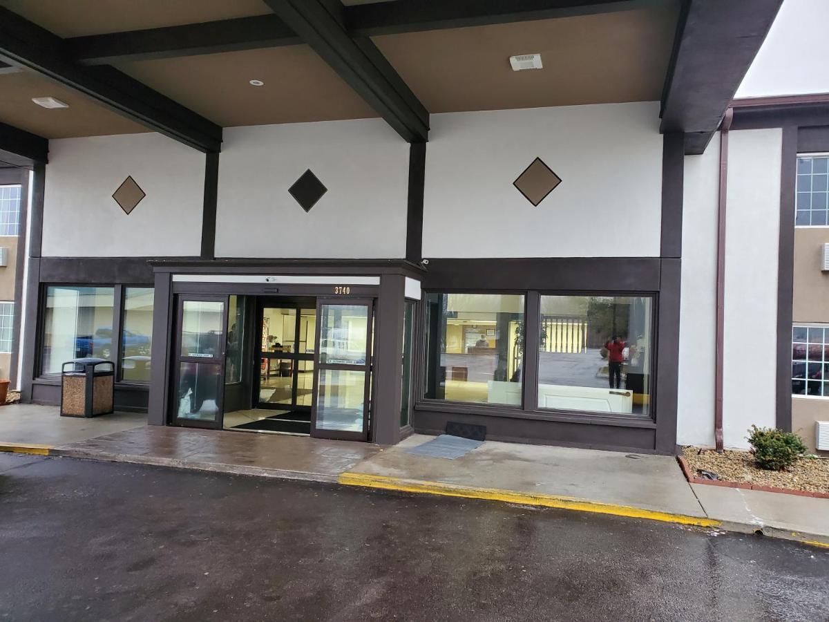 Royal Inn Hotel Indianapolis Ngoại thất bức ảnh