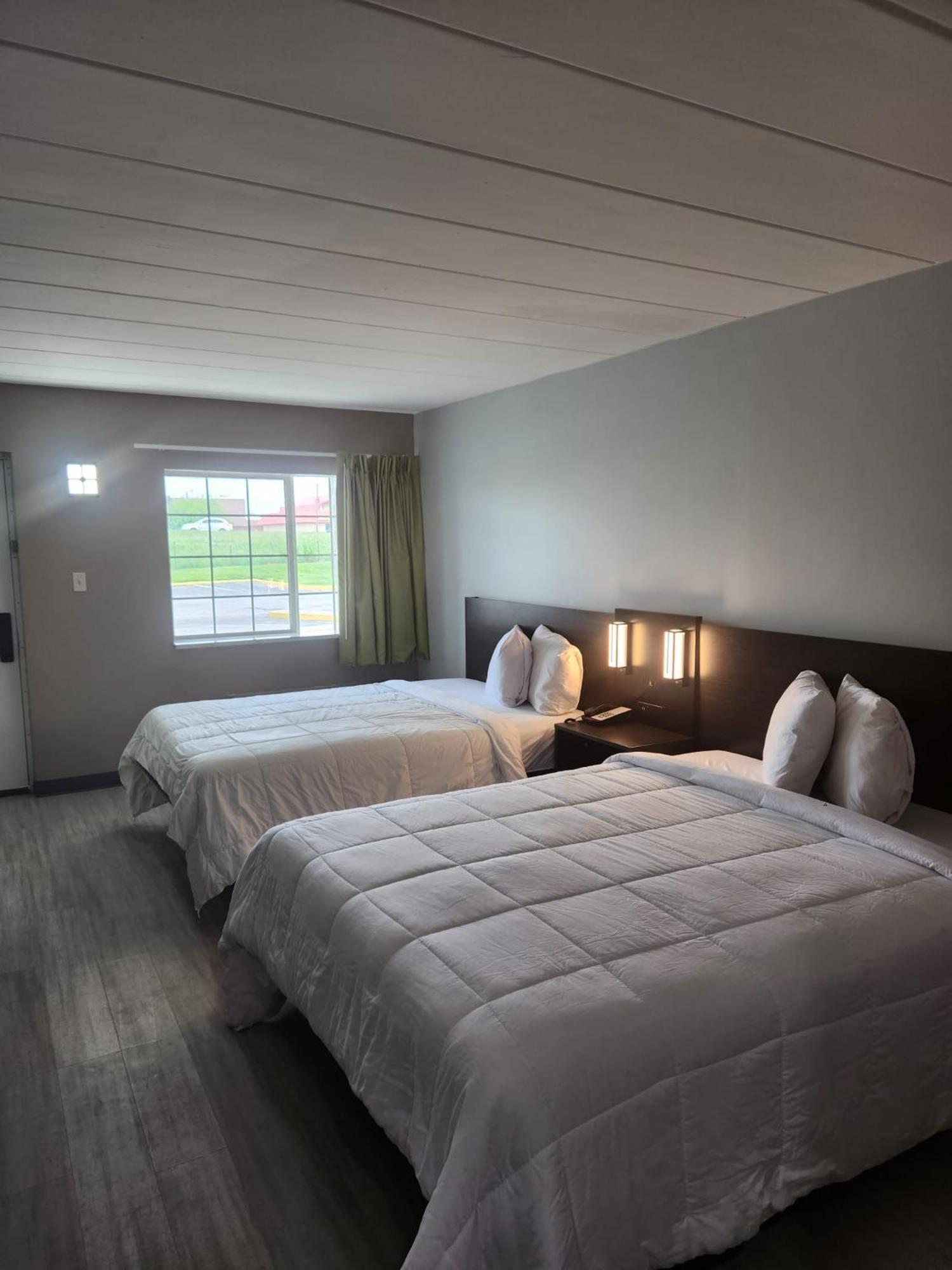 Royal Inn Hotel Indianapolis Ngoại thất bức ảnh